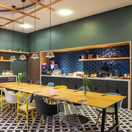 Adagio Kurfuerstendamm Lägenhetshotell 4*