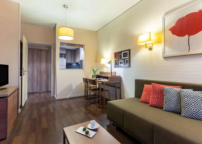 أداجيو كورفرستندام للشقق الفندقية